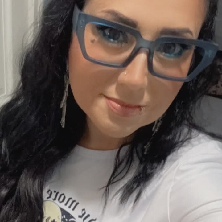 Elizabeth Baird Profile Pic